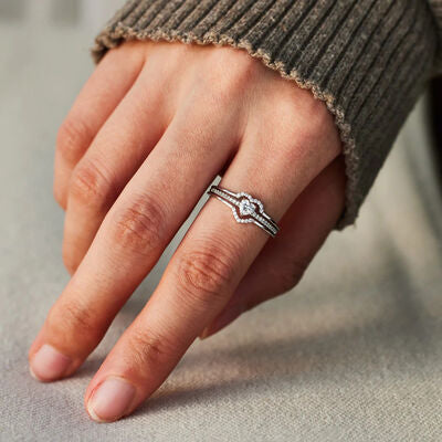 Central Heart Ring